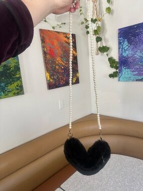 Pearl Strap Black Faux Fur Heart Crossbody Bag